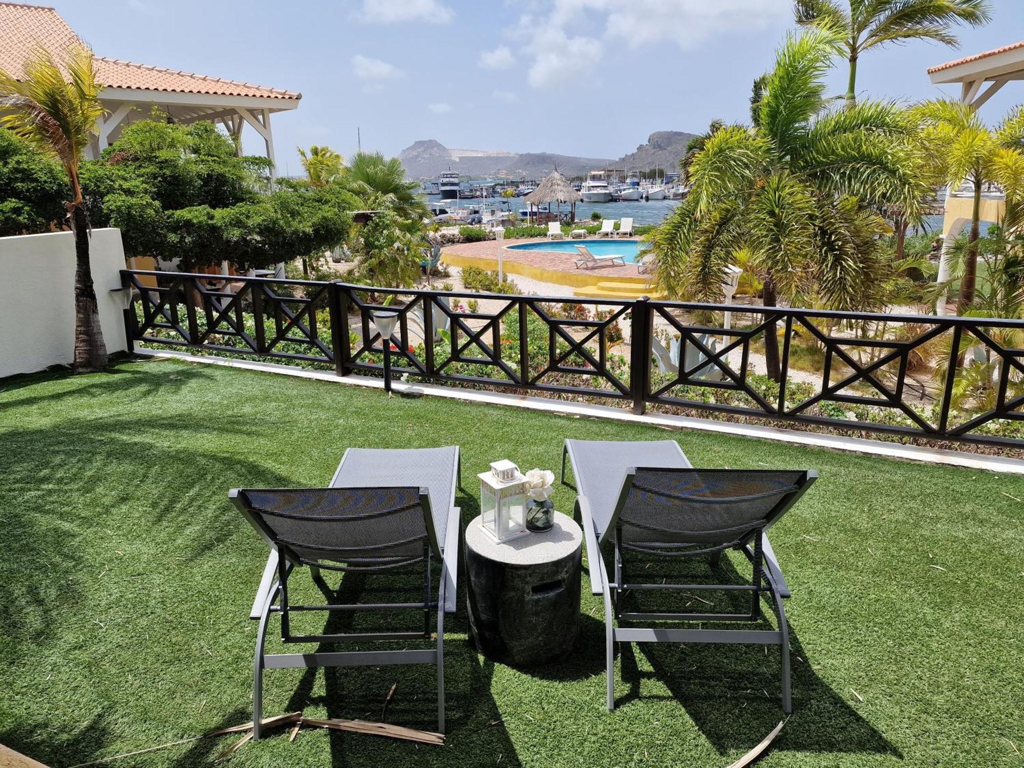 Luxury Appt For 6: Mesmerizing Spanish Water View Jan Thiel Exteriér fotografie